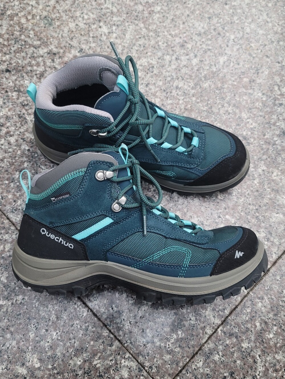 Quechua hiking boots